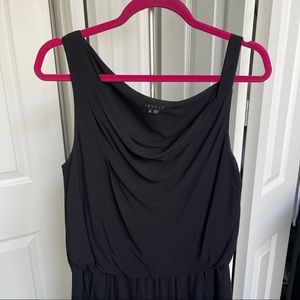 Theory Jaclyn dress - size 8 - Black - celebrity favorite - pockets